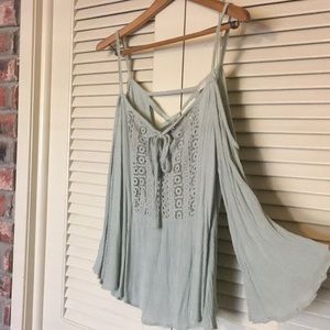 Boho cold shoulder crop top!